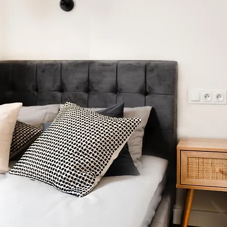Iris Apartament 아파트 브로츠와프