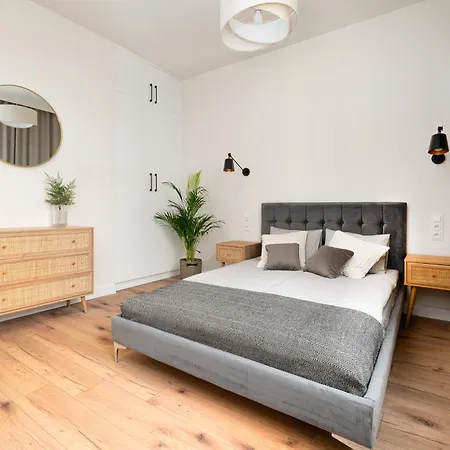 Iris Apartament *